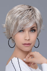 PEARL BLONDE ROOTED