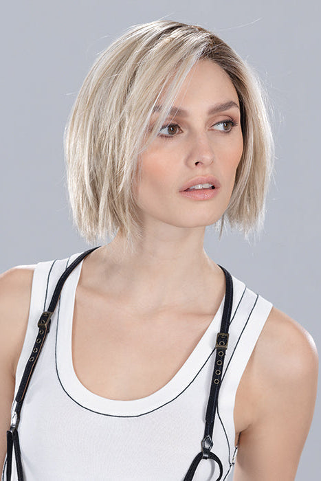 SILVER BLONDE ROOTED