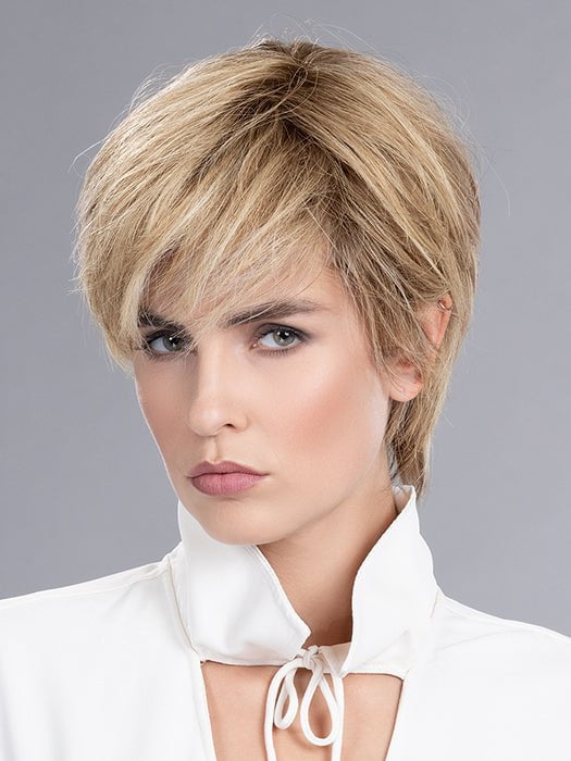 SANDY BLONDE ROOTED