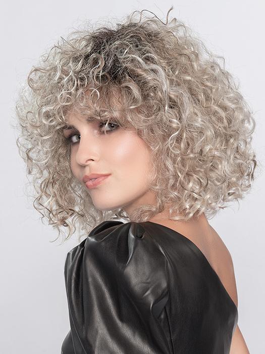 PEARL BLONDE ROOTED